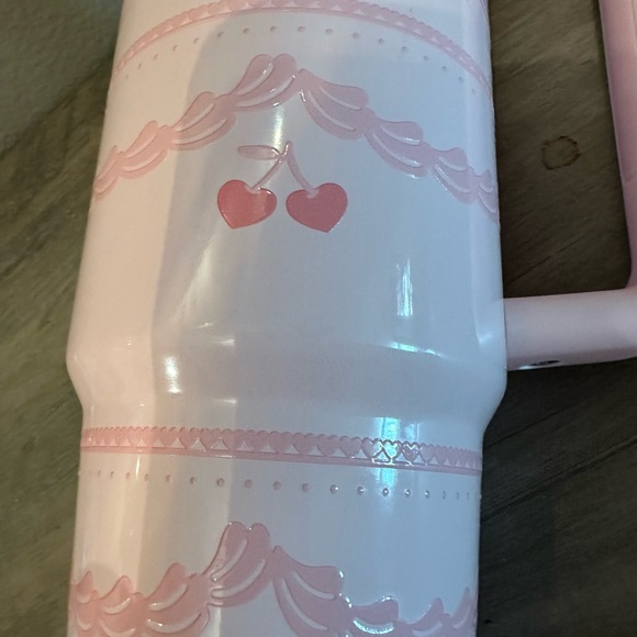 Sale! Stanley The Valentine's Day Pink Velvet Cake 30oz Tumbler - Picture 9 of 9